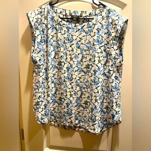 Ann Taylor. Size Large